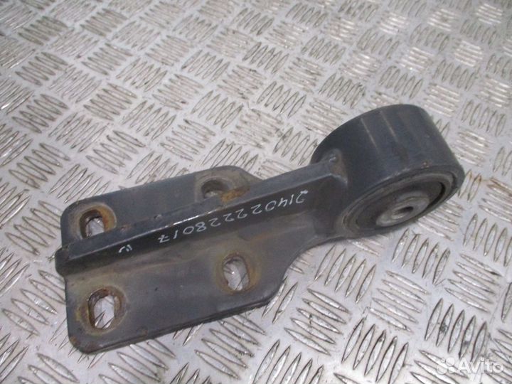 Кронштейн крепления торсиона кабины левый Iveco 50