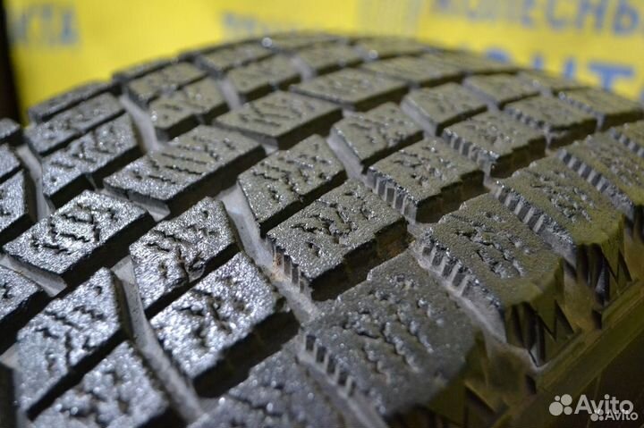 Bridgestone Blizzak MZ-03 225/60 R16