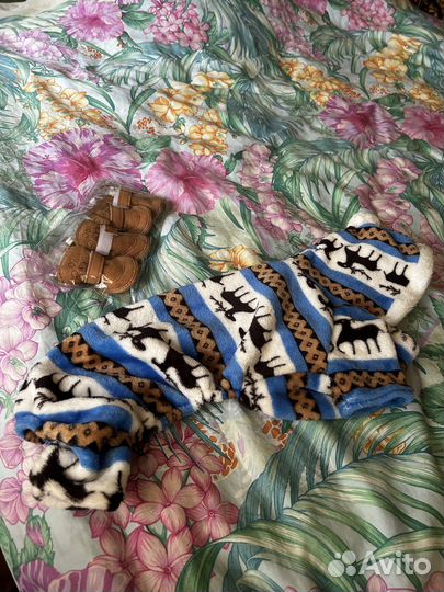 Кофточка и ботинки для собаки