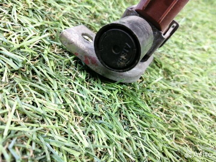 Клапан Toyota Highlander XU50