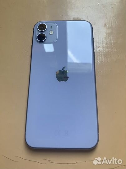Телефон iPhone 11 128 gb