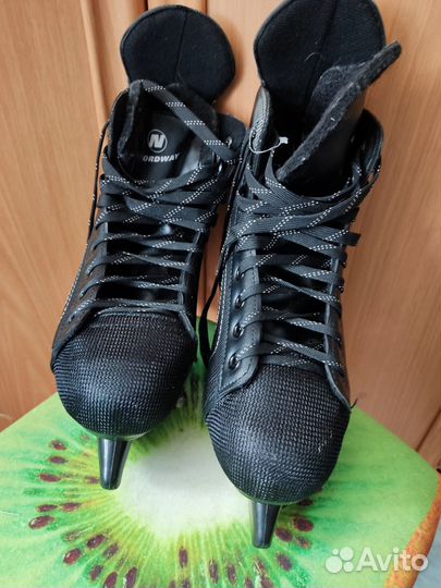 Коньки nordway 41, по стельке 26см