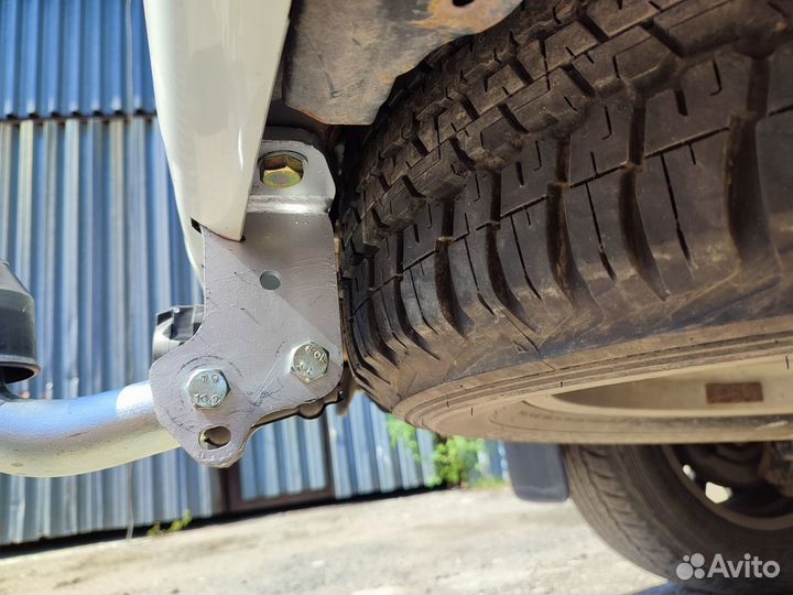 Фаркоп с установкой