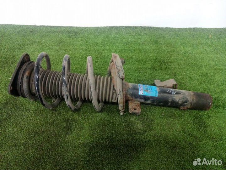 Стойка подвески передняя правая Ford Focus седан