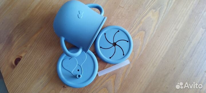 Силиконовый набор посуды для малыша