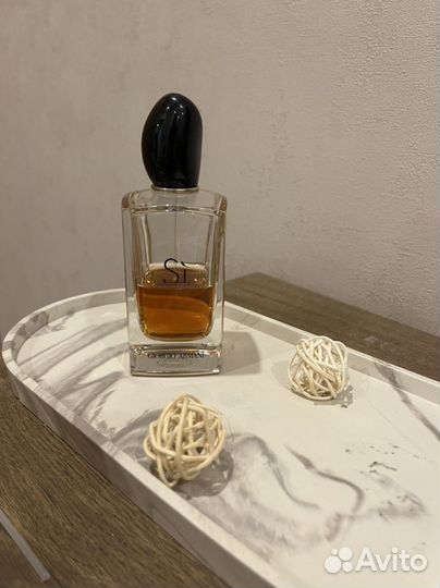 Духи Armani si