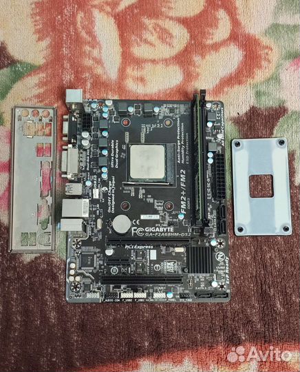 Материнская плата Fm2/Fm2+ с процом и памятью