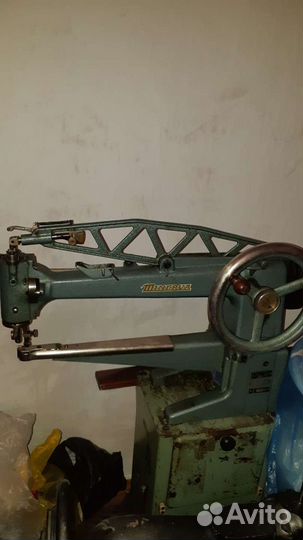 Швейная машинка