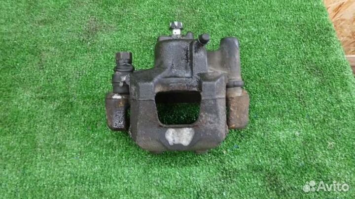 Суппорт задний правый Toyota Camry ACV45 2AZ-FE