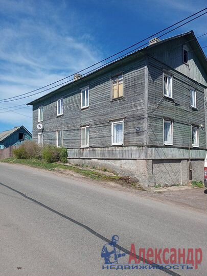 2-к. квартира, 40 м², 1/2 эт.