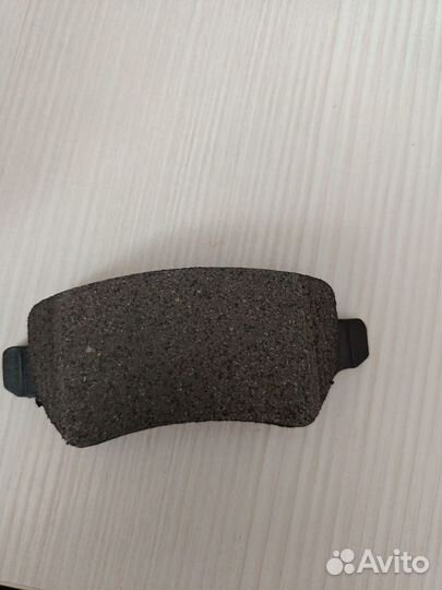 Тормозные колодки задние на Opel Astra