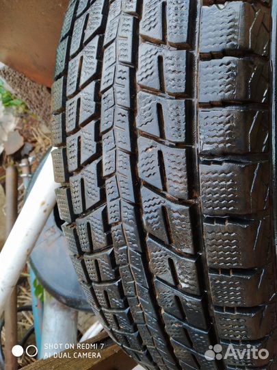 Dunlop Winter Maxx SJ8 215/80 R15