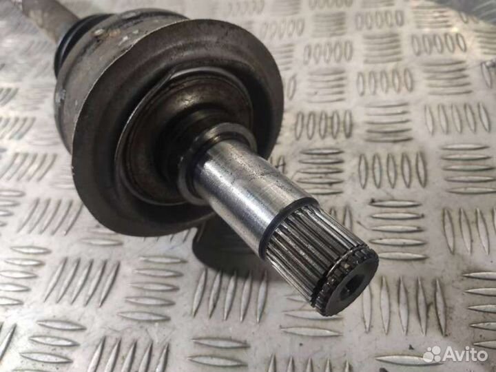 Полуось задняя (приводной вал, шрус) Mercedes-Benz