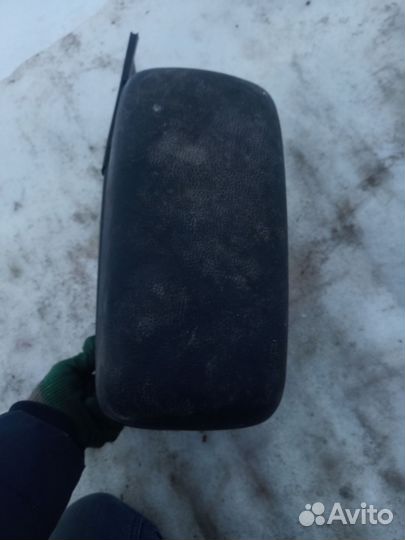 Центральный подлокотник Mazda 6 GL GJ GJ6A64441, G