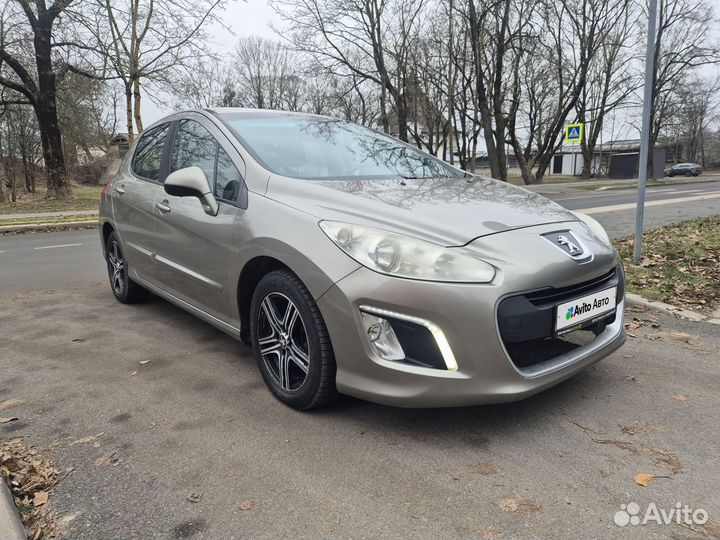 Peugeot 308 1.6 МТ, 2011, 207 325 км