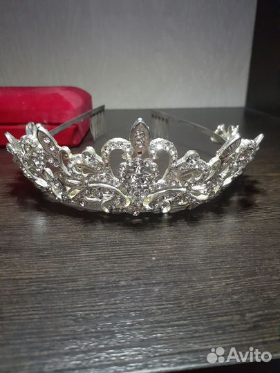 Корона тиара диадема