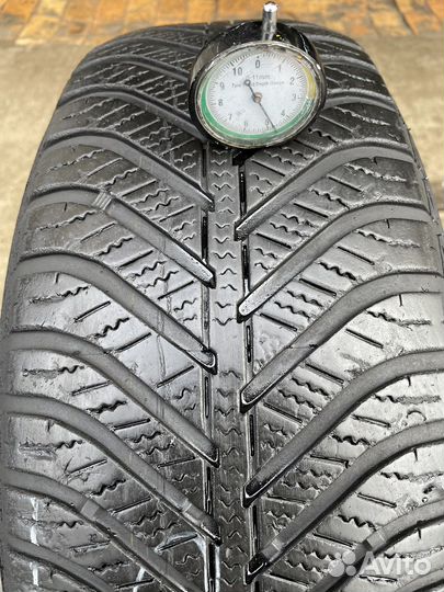 Goodyear Vector 4Seasons 205/65 R15