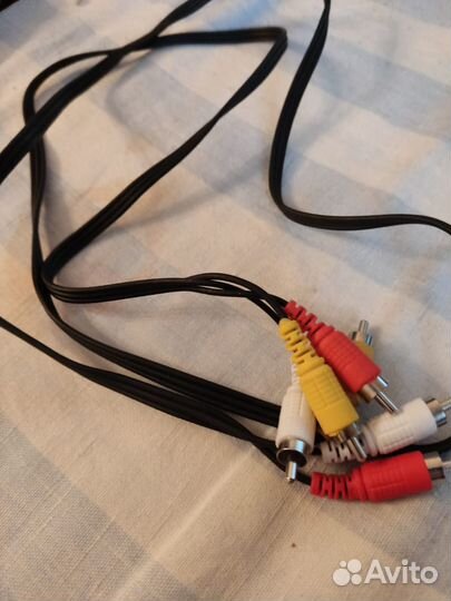 Кабель 3RCA-3RCA Тюльпан (1.5 м)