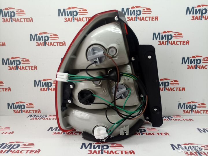 Фонарь Hyundai Accent фара