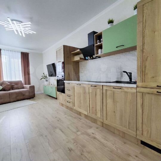 2-к. квартира, 61 м², 1/9 эт.