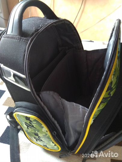 Рюкзак школьный hummingbird