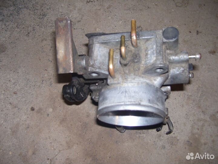 Mitsubishi Lancer 9 дроссельная заслонка 1.3-1.6