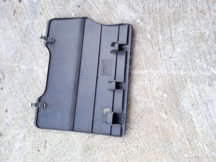 Крышка предохранителей opel zafira а