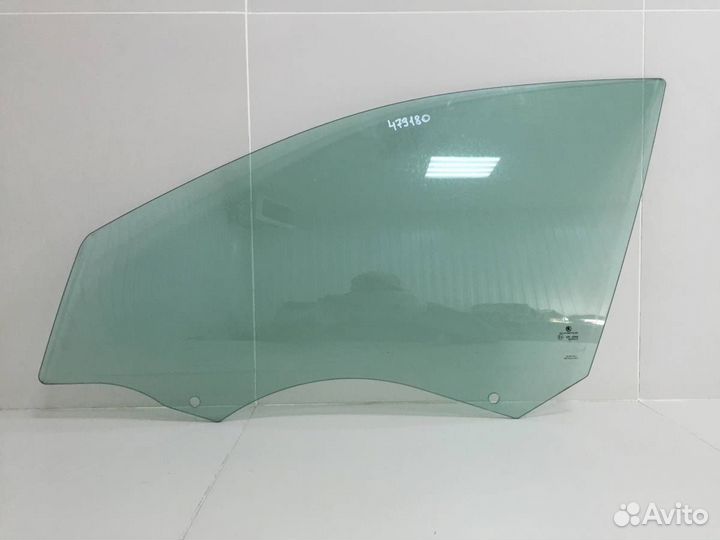 Стекло двери передней левой Skoda Octavia A7 2013