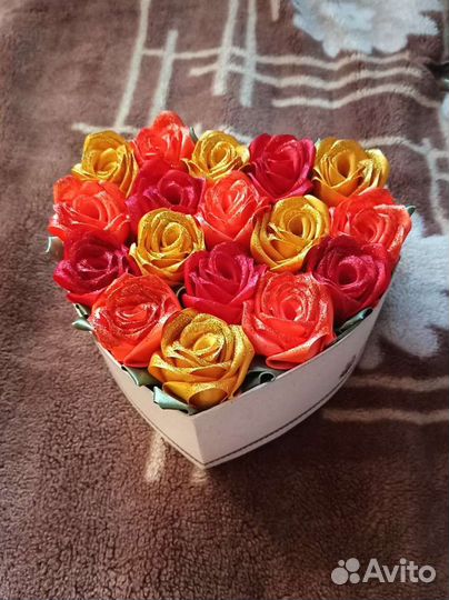 Букет из атласных лент