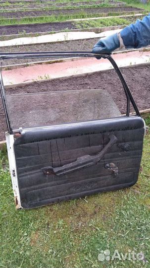Передняя левая дверь ваз 2107