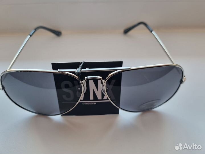 Солнцезащитные очки авиаторы