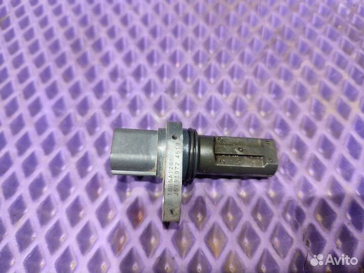 Датчик положения коленвала Mitsubishi Outlander