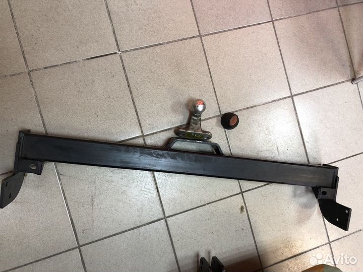 Фаркоп Aragon Jeep Wrangler 96-07