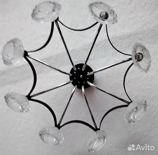 Люстра и бра