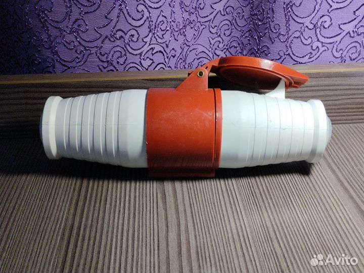 Силовой разъем