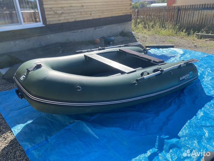 Лодка пвх Gladiator 330 нднд