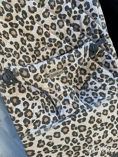 Шезлонг Babybjorn леопард