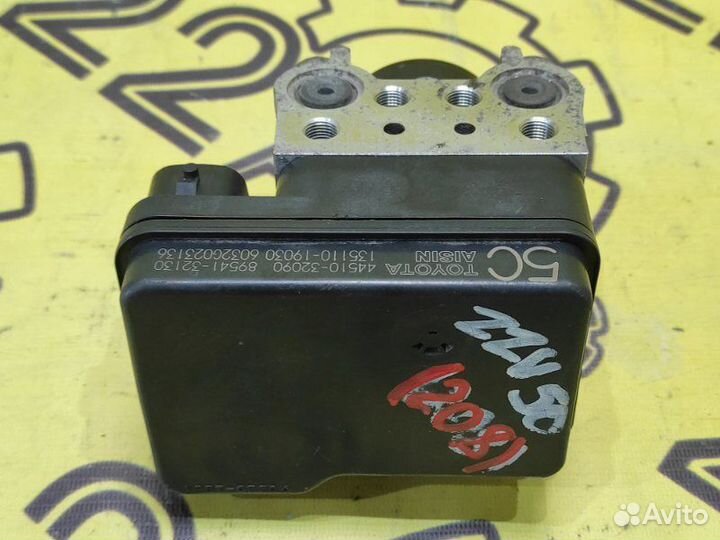 Блок ABS Toyota Vista ZZV50 1ZZ-FE 2002.07