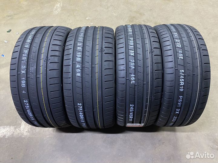 Kumho Ecsta PS91 275/30 R21 98Y