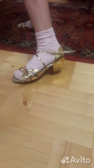 Платье для бальных танцев стандарт