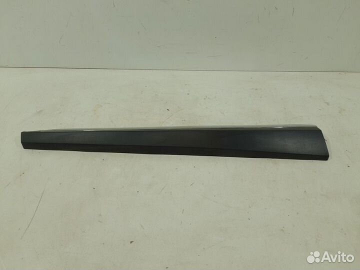 Накладка двери передняя левая Nissan Murano Z52