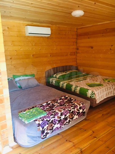 Комната 20 м² в 1-к., 1/2 эт.