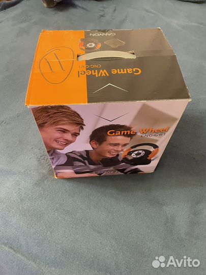 Игровой руль с педалями