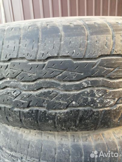 Bridgestone Dueler H/T 225/65 R17