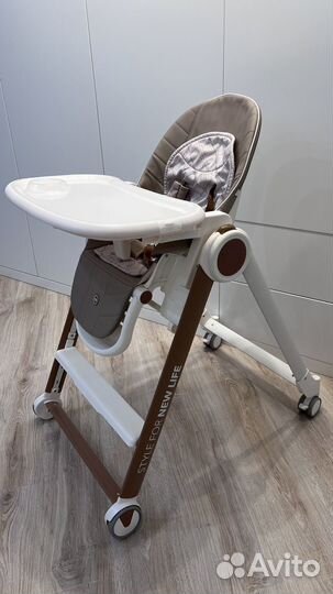 Стульчик для кормления happy baby