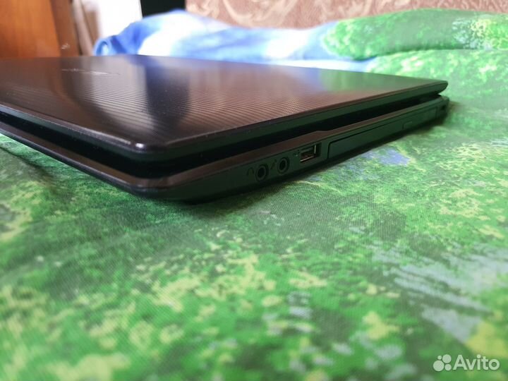 Ноутбук Asus
