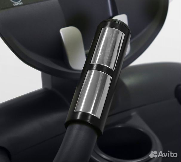 Профессиональный эллиптический тренажер