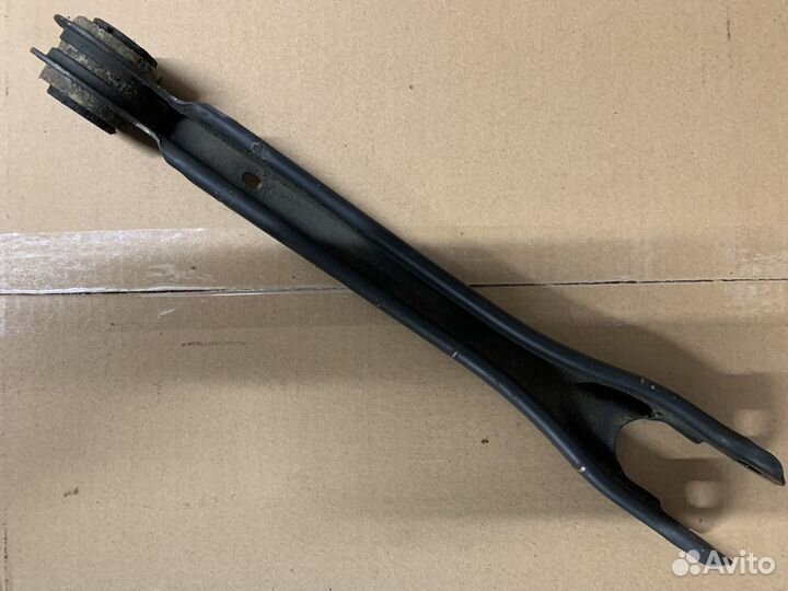 Задний рычаг Mersedes