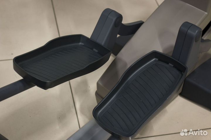 Эллиптический тренажер Technogym Synchro Excite 500 LED