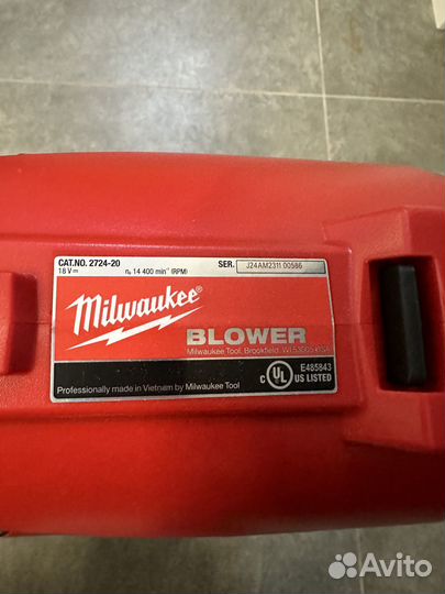 Воздуходувка Milwaukee 2724-20 новая